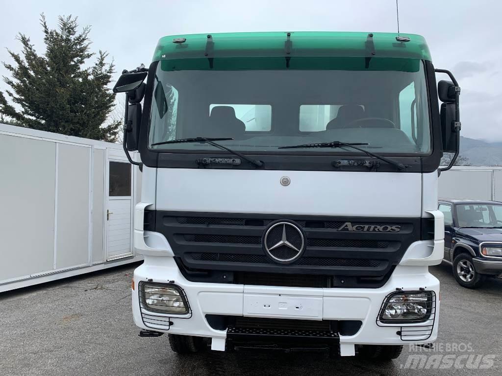 Mercedes-Benz 3336 Betoniere
