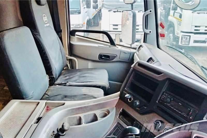 UD CW 26 460 Camion altro