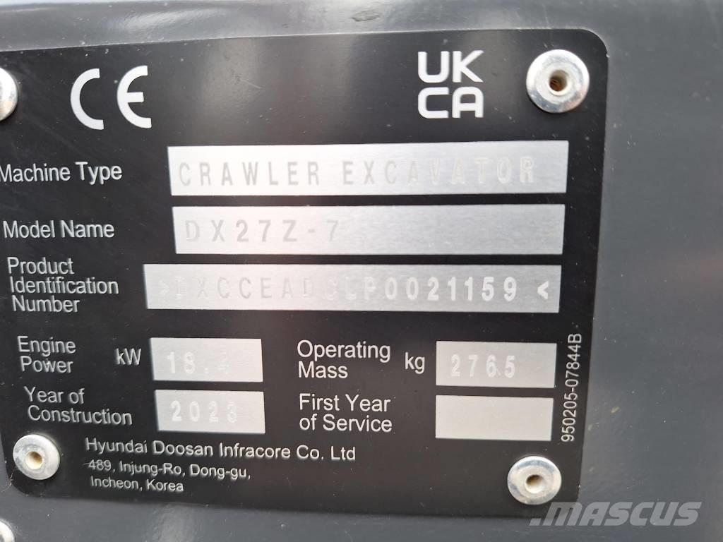 Develon DX 27 Z-7 Miniescavatori