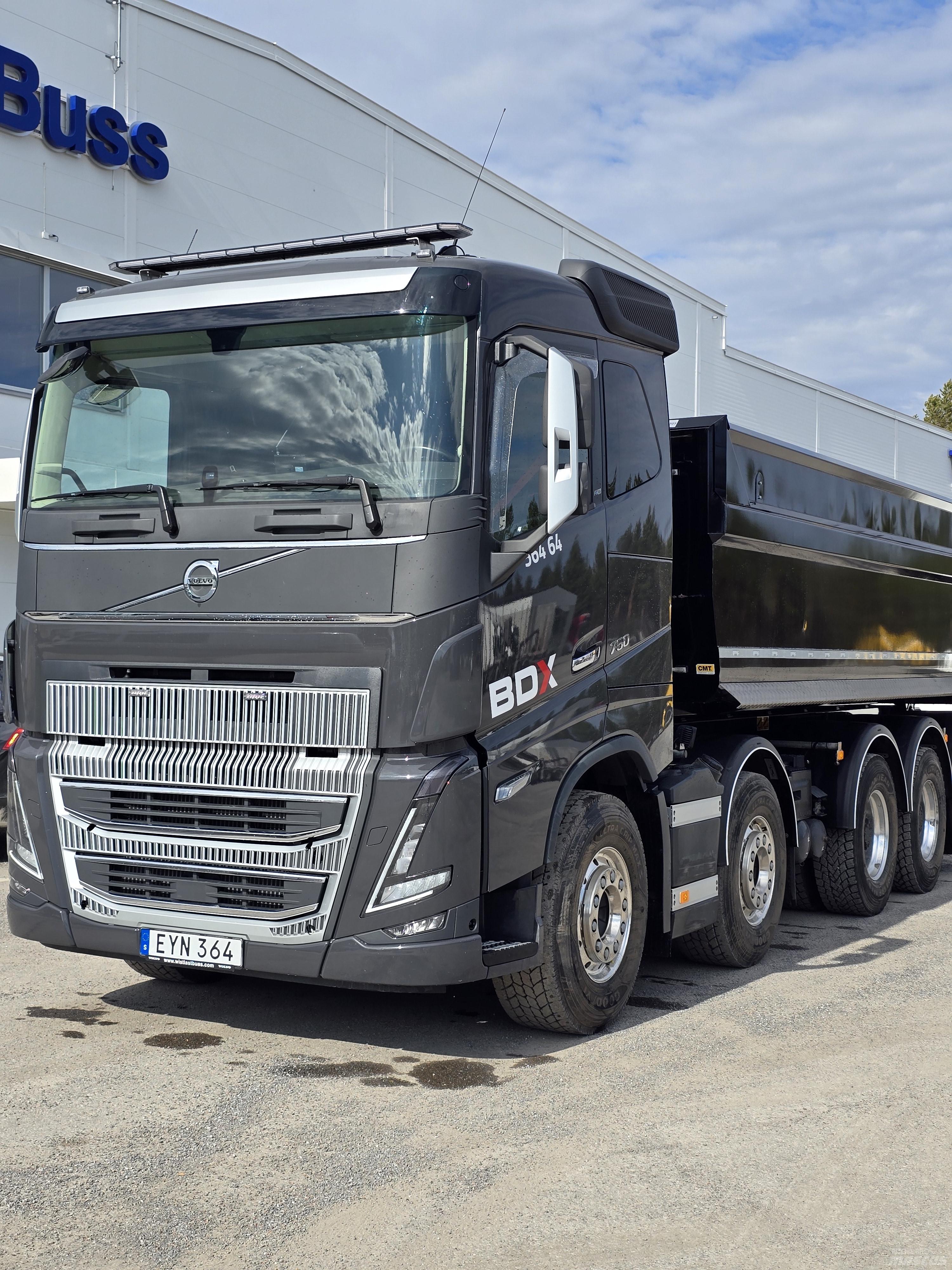 Volvo FH16 750 Camion ribaltabili