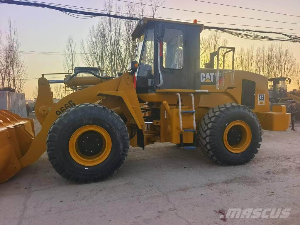 CAT 966 G Pale gommate