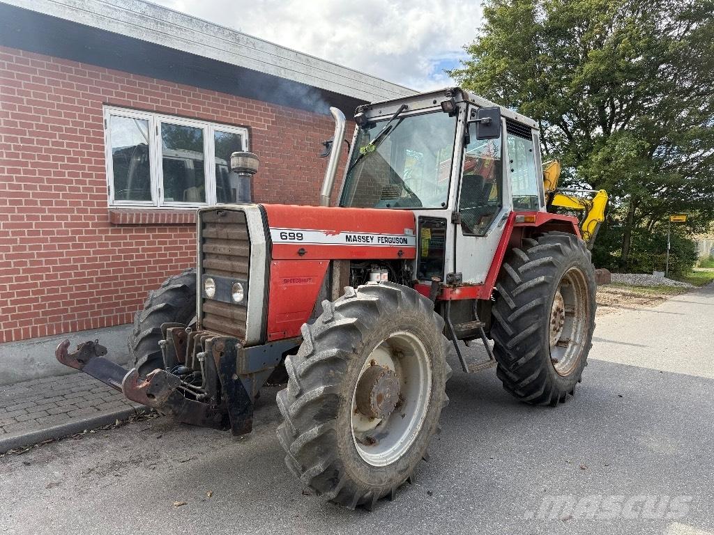 Massey Ferguson 699 Trattori