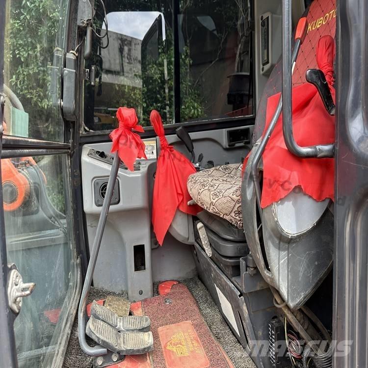 Kubota 183-3 Escavatori cingolati