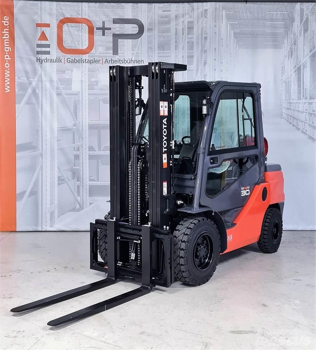 Toyota 02-8FGF30 Carrelli elevatori GPL