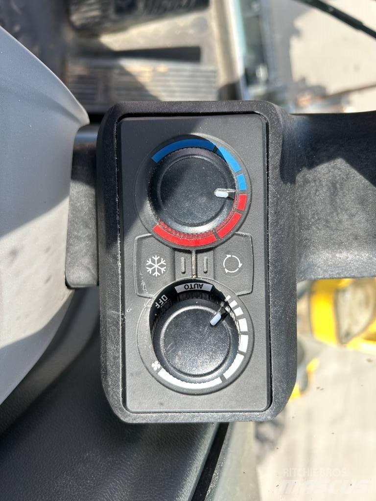 Wacker Neuson EW 100 Escavatori gommati