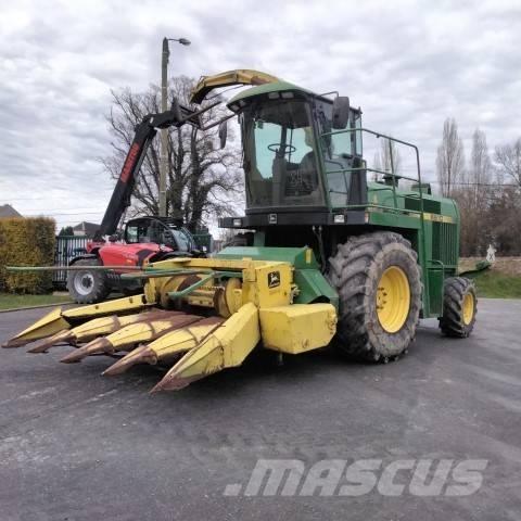 John Deere 6610 Trince semoventi