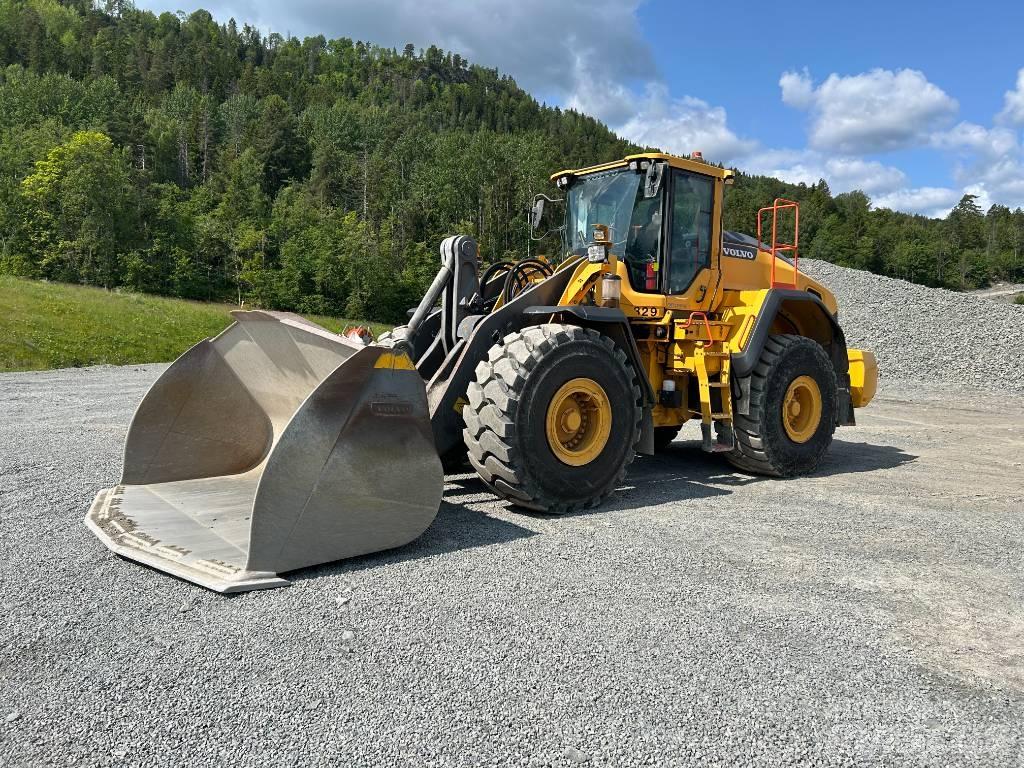 Volvo L 180 H Pale gommate