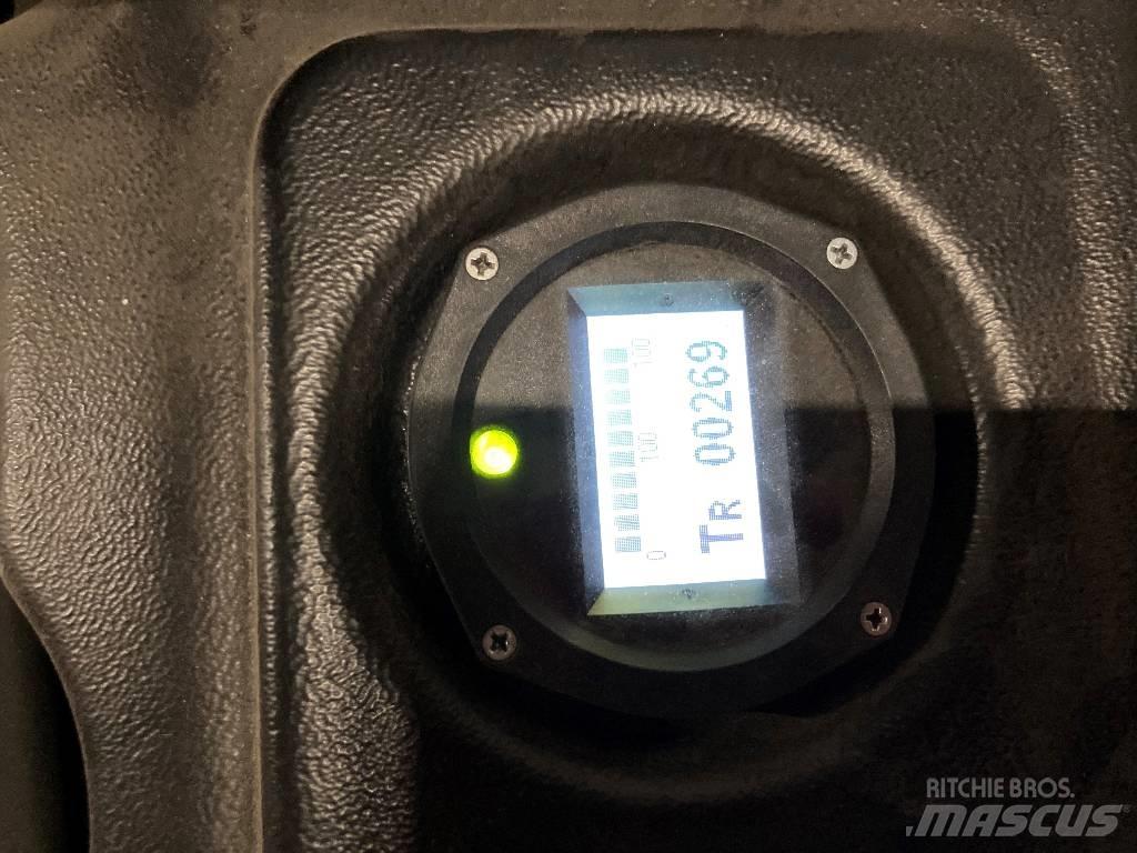 Hyster S1.2C Transpallet uomo a terra