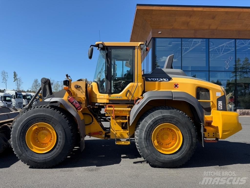Volvo L120H Pale gommate