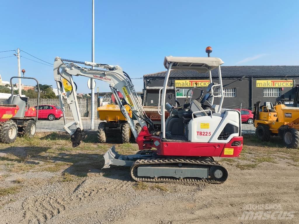 Takeuchi TB 225 Miniescavatori