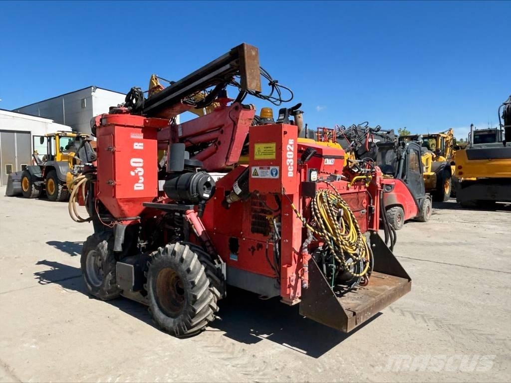 Sandvik DC 302 R Perforatrici di superficie
