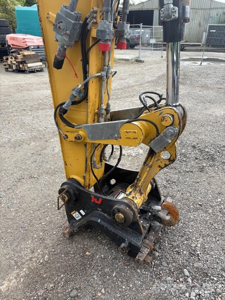 CAT M 313 D Mono Escavatori gommati