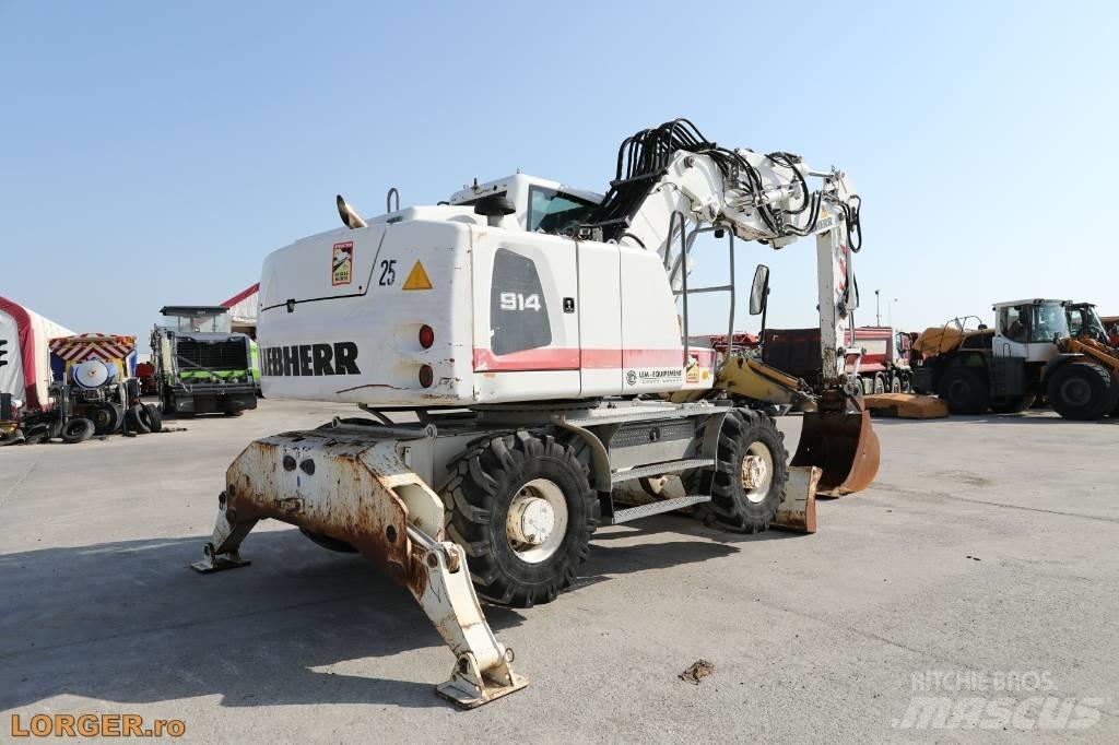 Liebherr A 914 Escavatori gommati