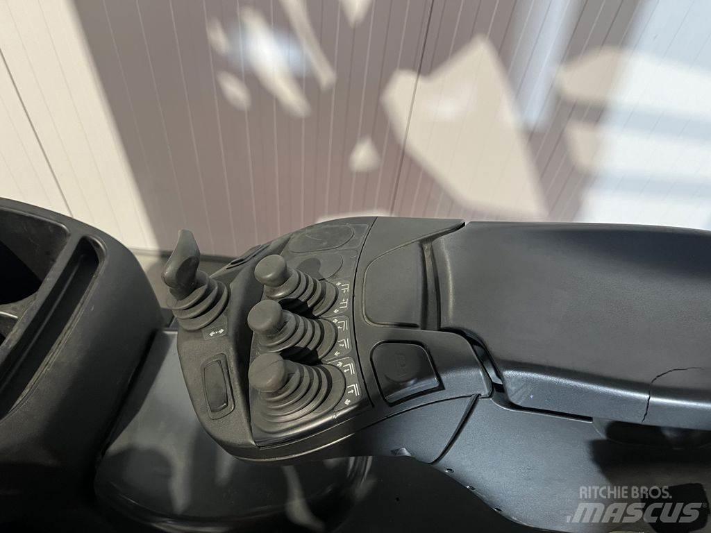 Linde E14-02 Carrelli elevatori elettrici