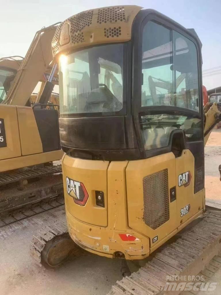 CAT 302 Miniescavatori