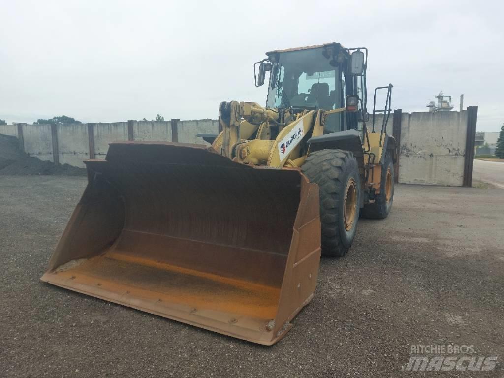 CAT 950G Pale gommate