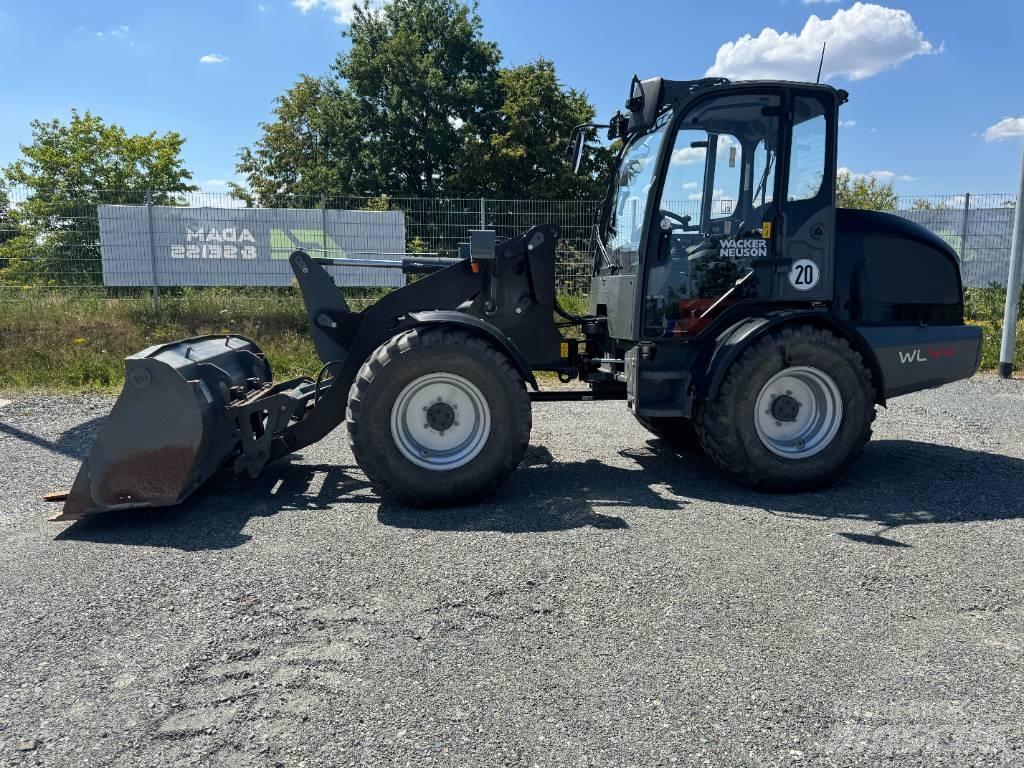 Wacker Neuson WL44 Pale gommate
