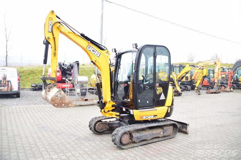 JCB 8026 CTS Miniescavatori