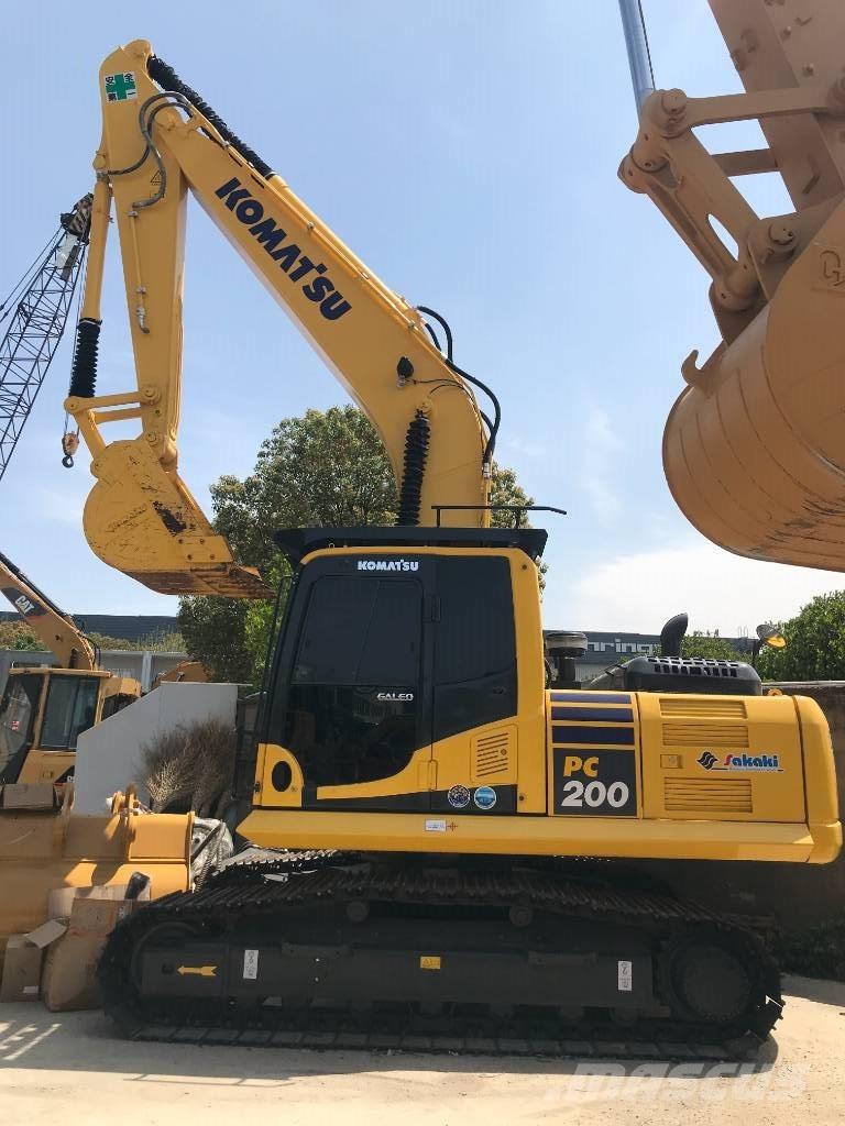Komatsu PC 200-8N1 Escavatori cingolati