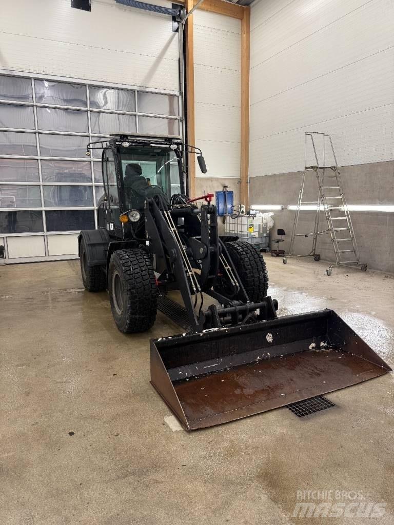  D-Machine  2550 Pale gommate