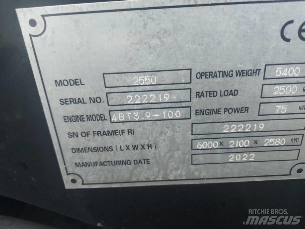  D-Machine  2550 Pale gommate