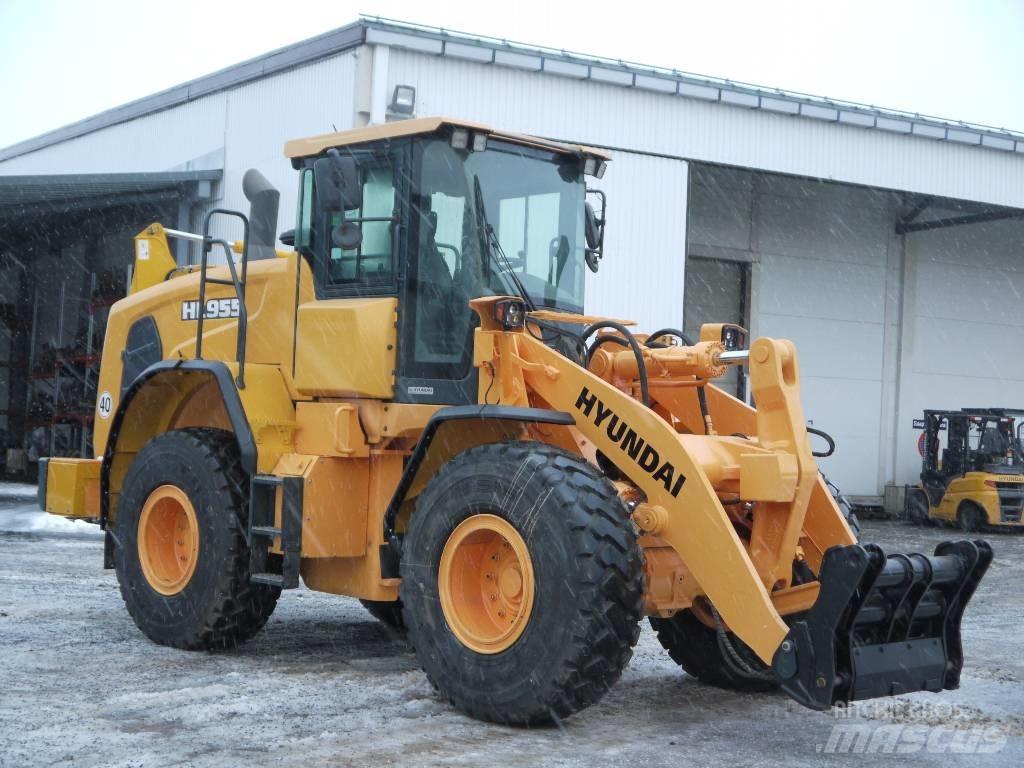 Hyundai HL 955 Pale gommate