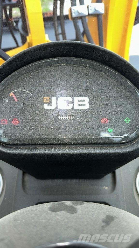 JCB 406 Pale gommate