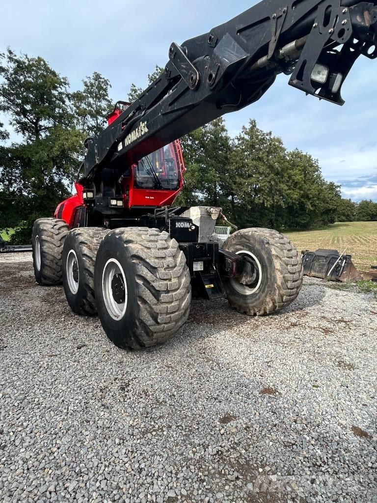 Komatsu 951 Abbattitrici, Disboscatrici
