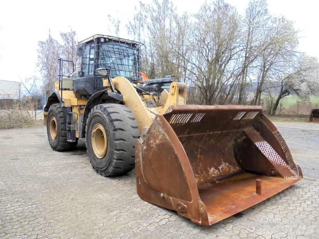 CAT 950 M Pale gommate