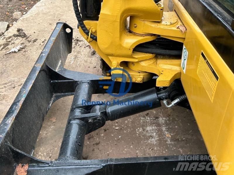 CAT 303.5 E Miniescavatori