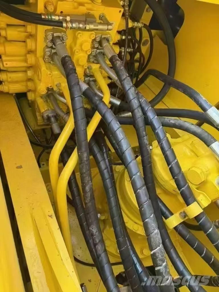 Komatsu PC 240 Escavatori cingolati