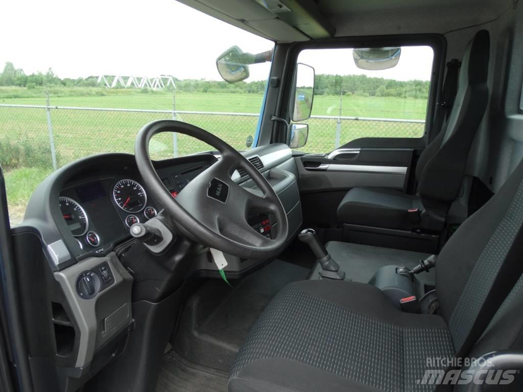 Palfinger P 300 KS Piattaforme autocarrate