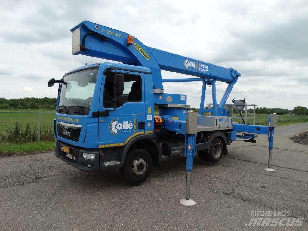 Palfinger P 300 KS Piattaforme autocarrate