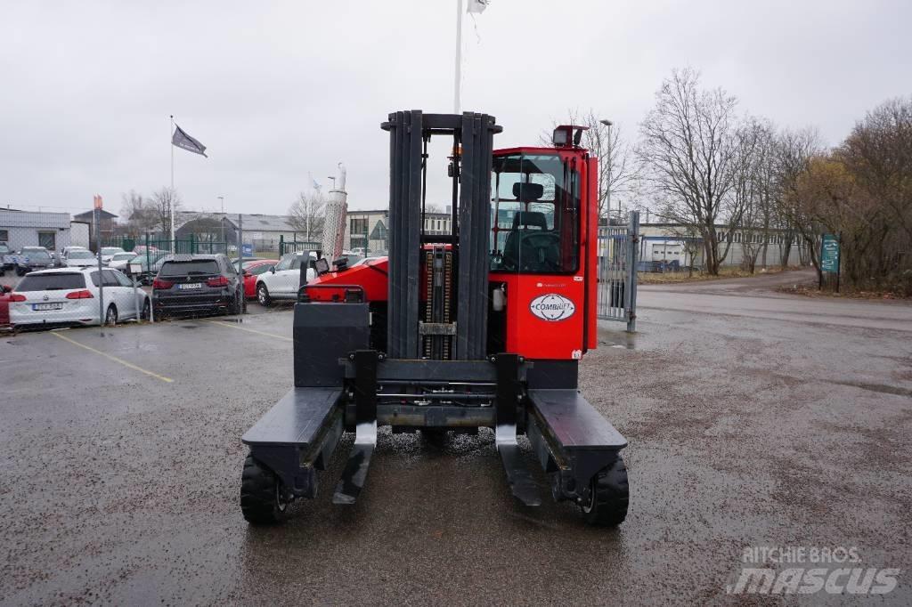 Combilift C4000 Carrello elevatore retrattile a 4 vie