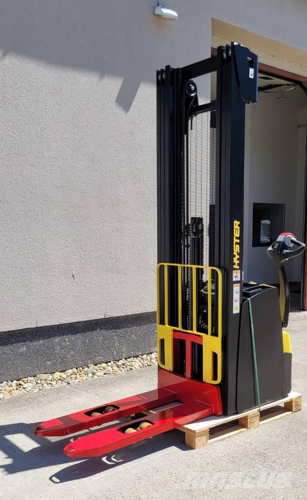 Hyster S 1.6 Transpallet uomo a terra