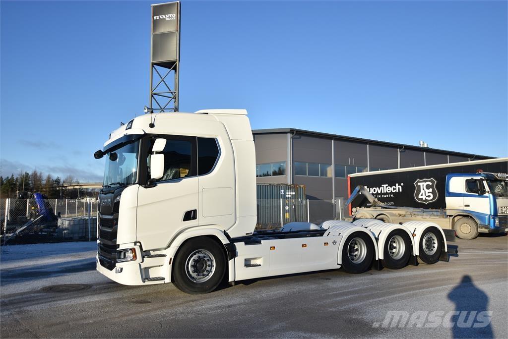 Scania R590 8X4 Autocabinati