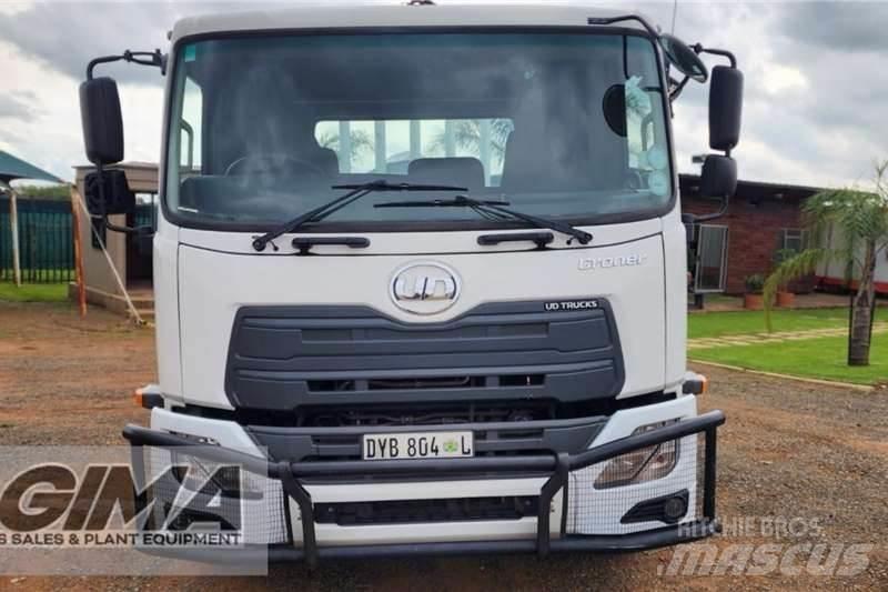 UD Croner PKE280 Camion altro