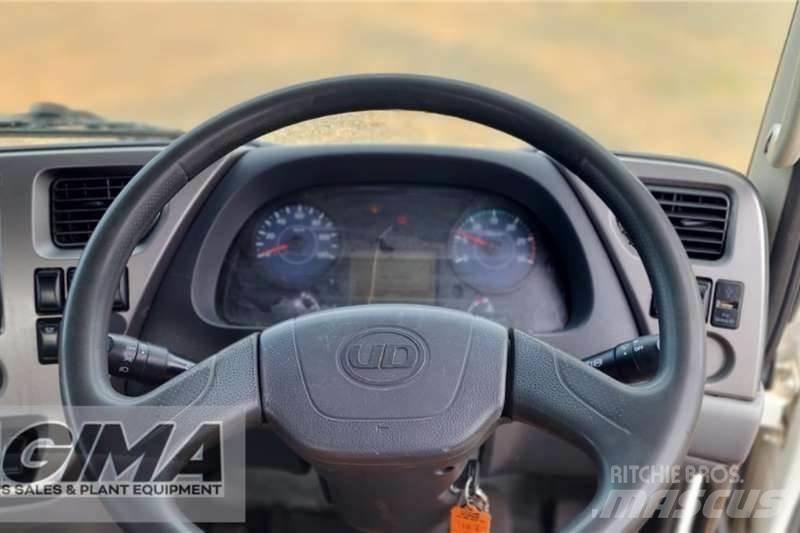 UD Croner PKE280 Camion altro