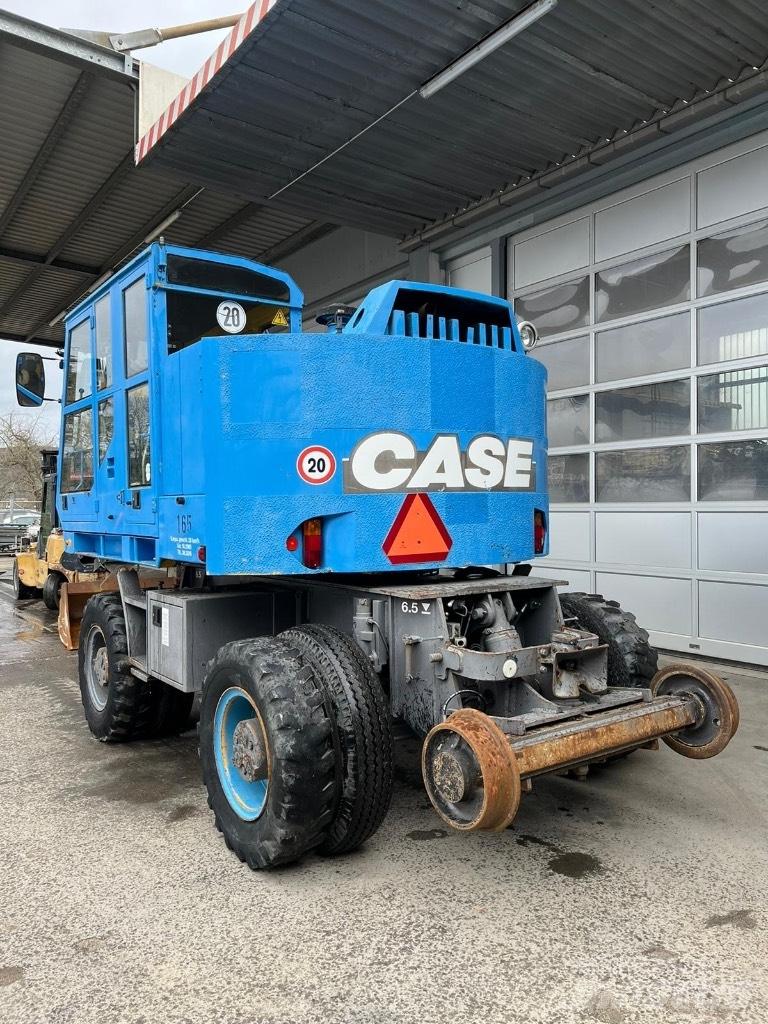 CASE 788 P Escavatori gommati