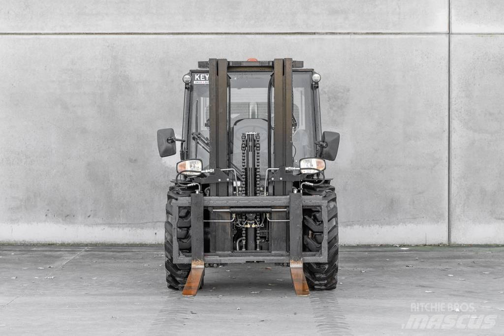 Manitou MC 30-4 Carrelli elevatori diesel