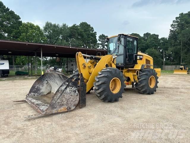 CAT 938M Pale gommate