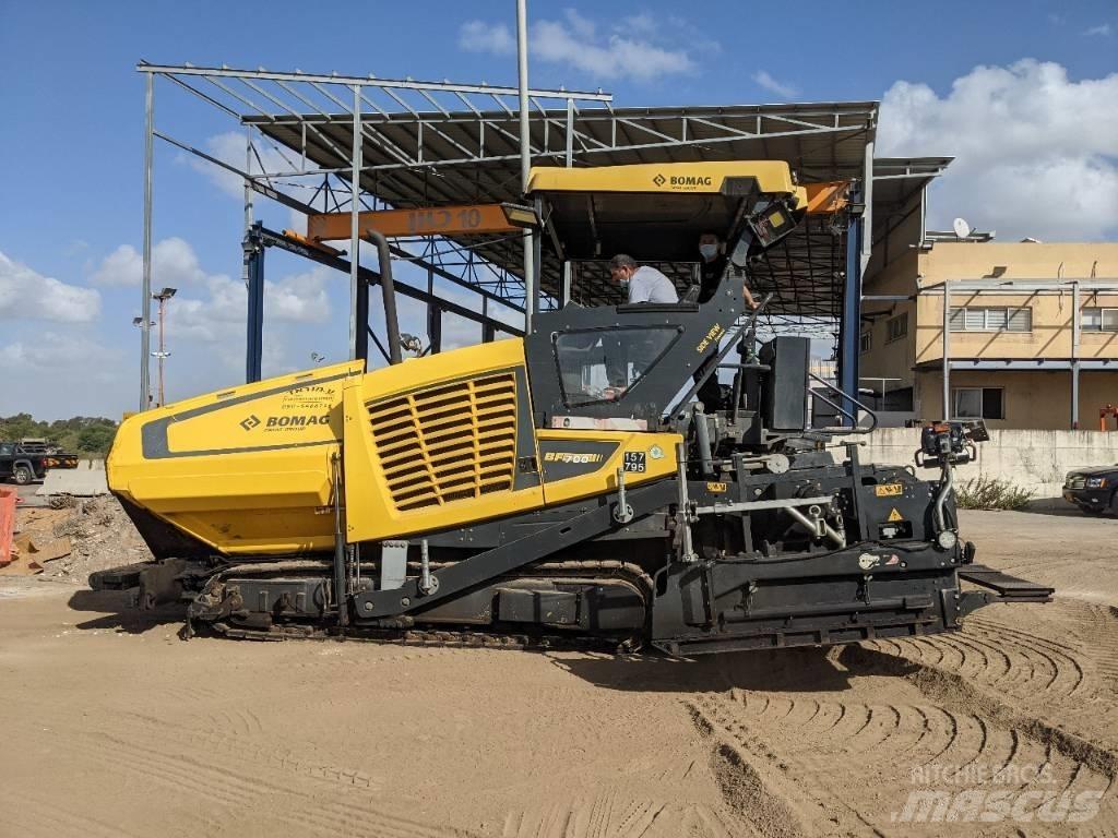 Bomag BF700C-2 Finitrici