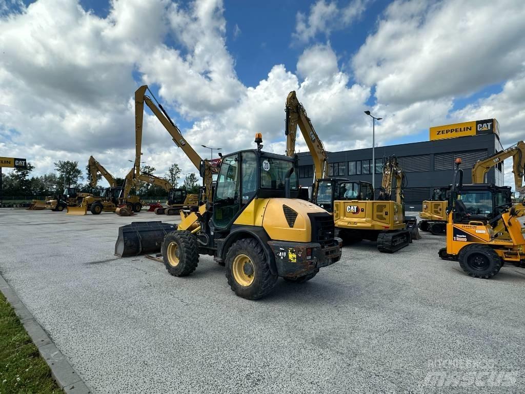 Komatsu WA 80 Pale gommate