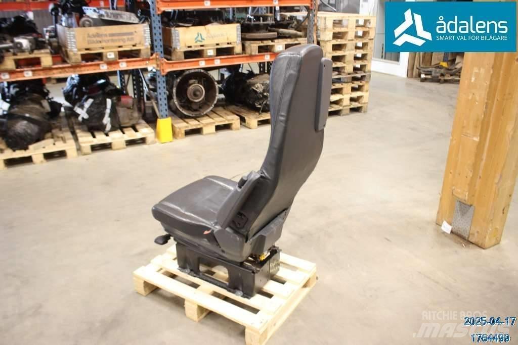 Scania R 480 Cabine e interni