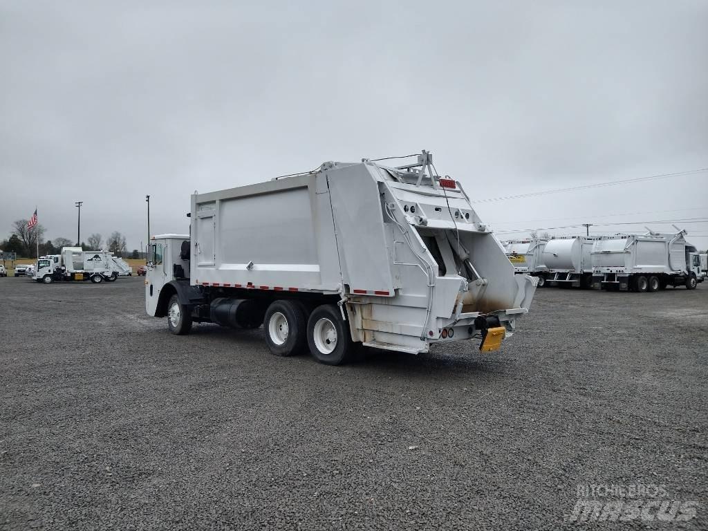 Mack LEU613 Camion dei rifiuti
