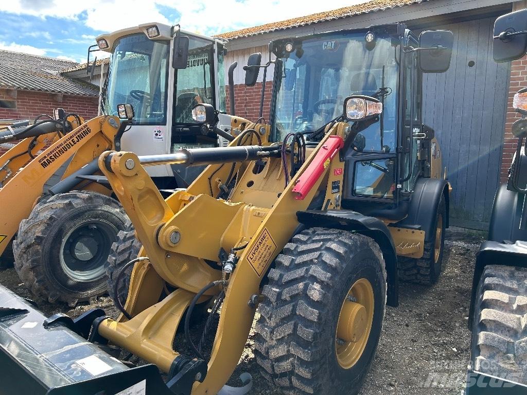 CAT 906 Pale gommate