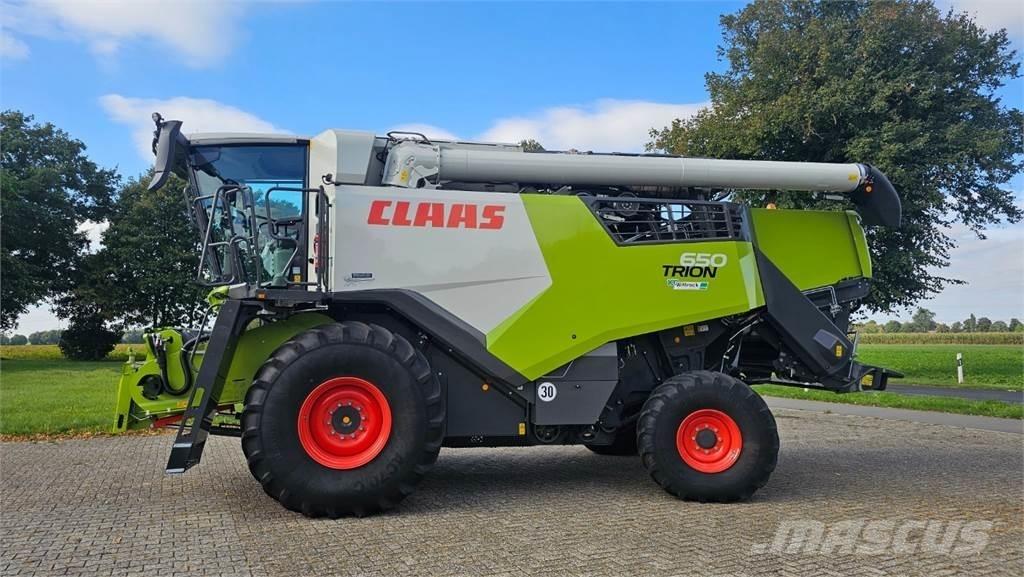 CLAAS Trion 650 Mietitrebbiatrici