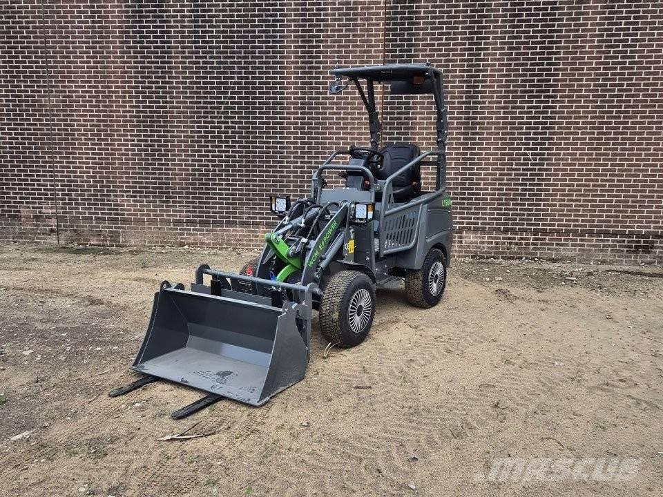 WCM L1580e Pale gommate