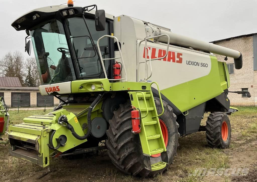 CLAAS Lexion 460 Mietitrebbiatrici