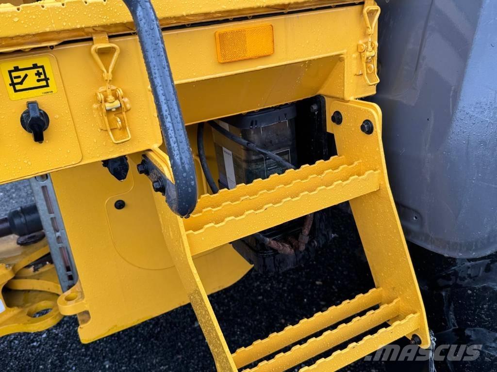 Volvo L 60 G Pale gommate
